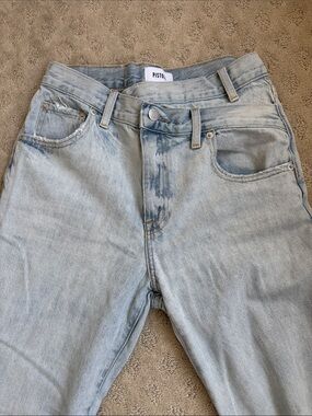PISTOLA ASYMMETRICAL JEANS